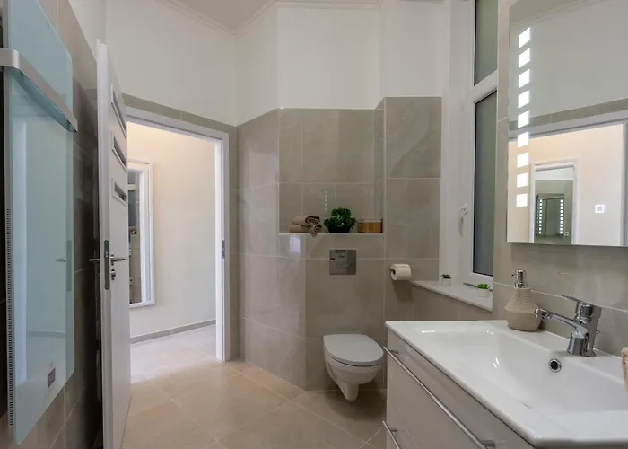 Oktogon Design * Budapest